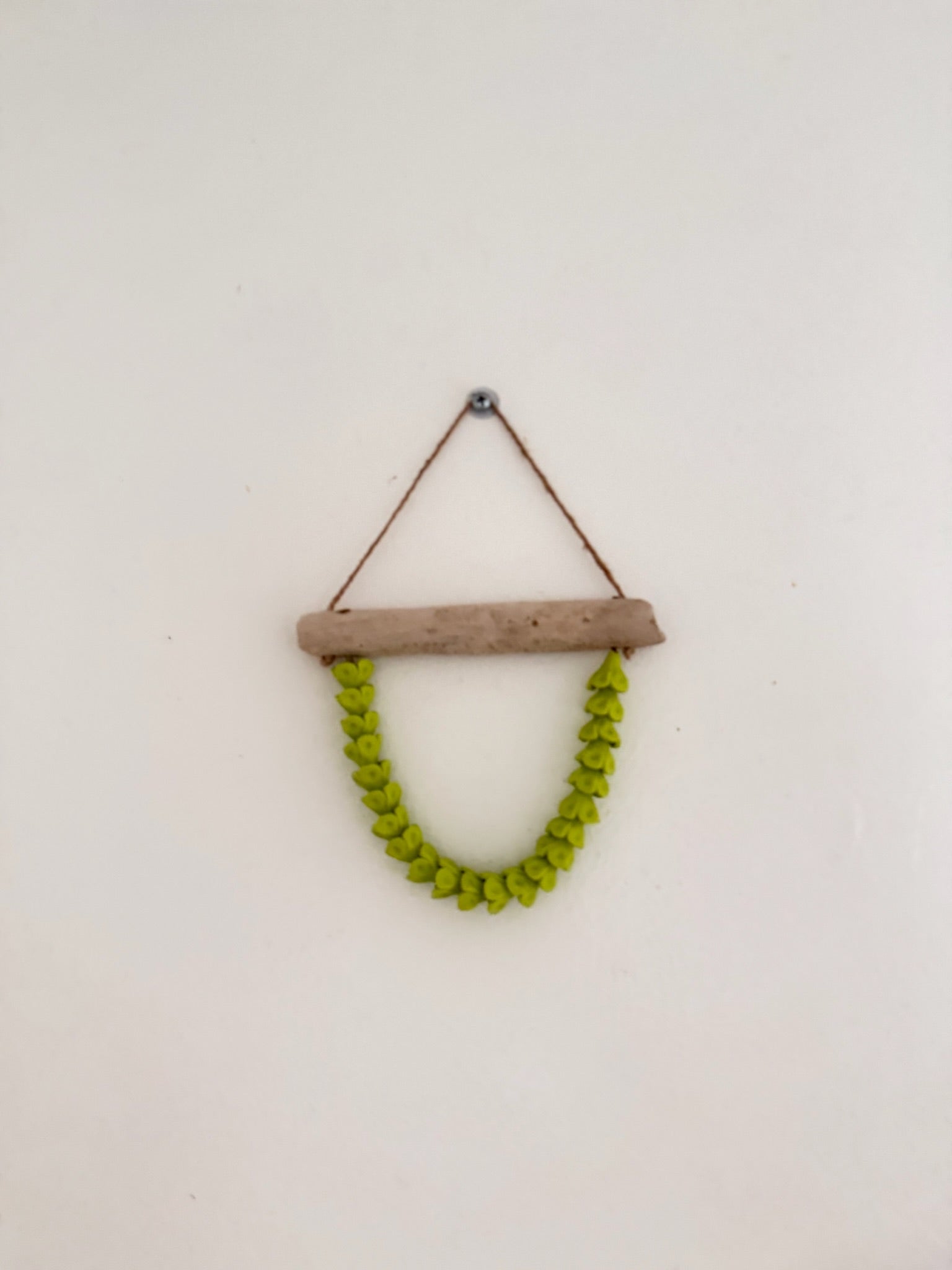 Single Strand Pakalana Wall Decor