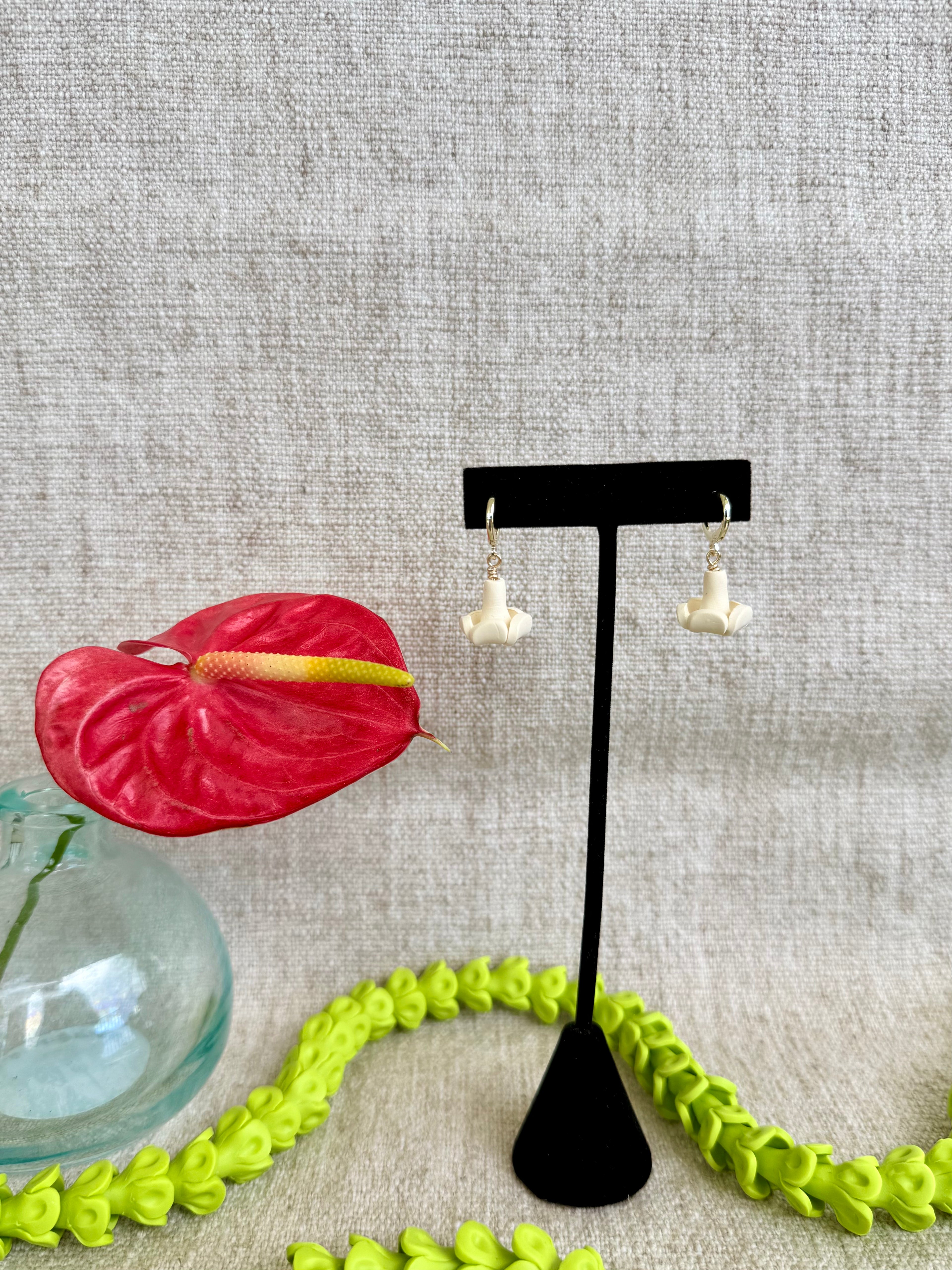 Cream Puakenikeni Earrings