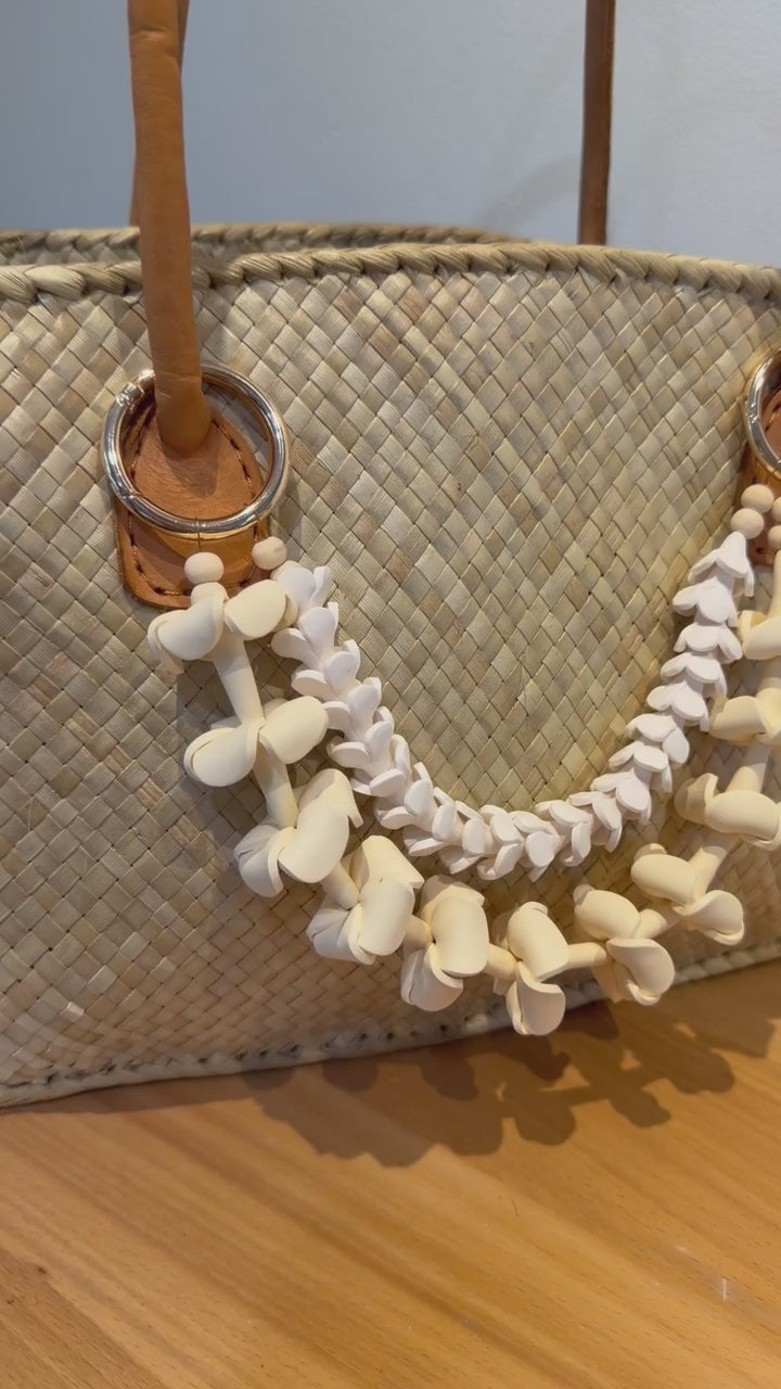 Purse Lei